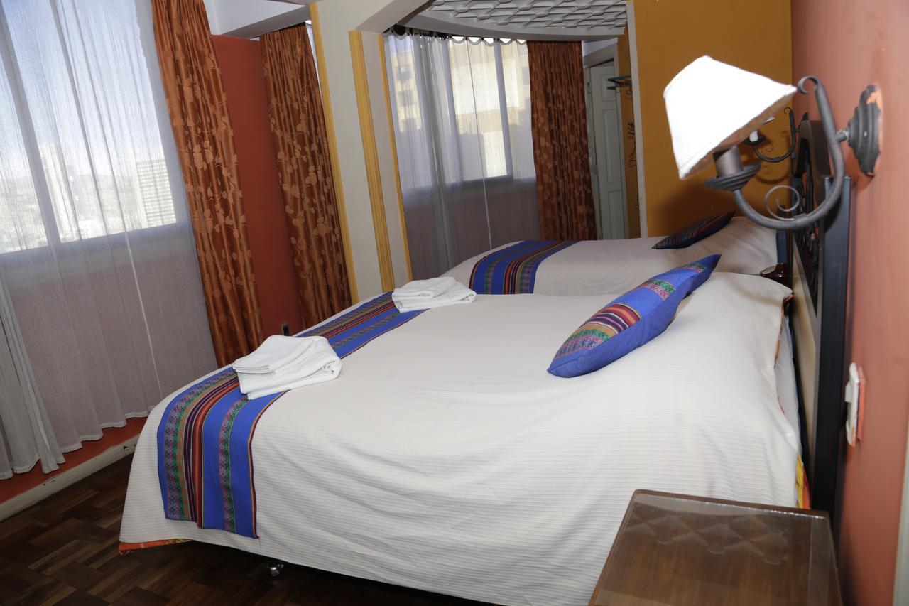 Isabela Hotel Suite Ла Пас Екстериор снимка